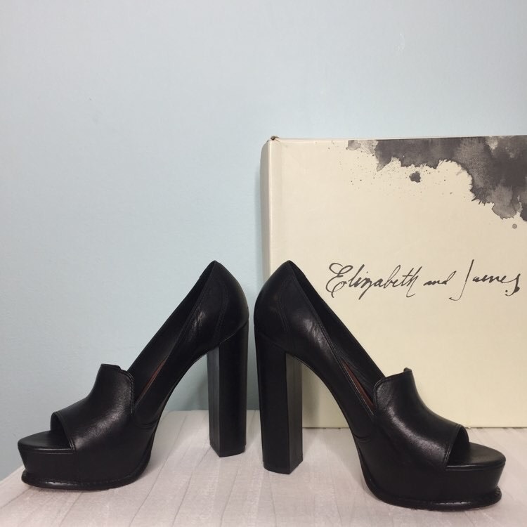 Elizabeth And James Leather Shoes Size 6b